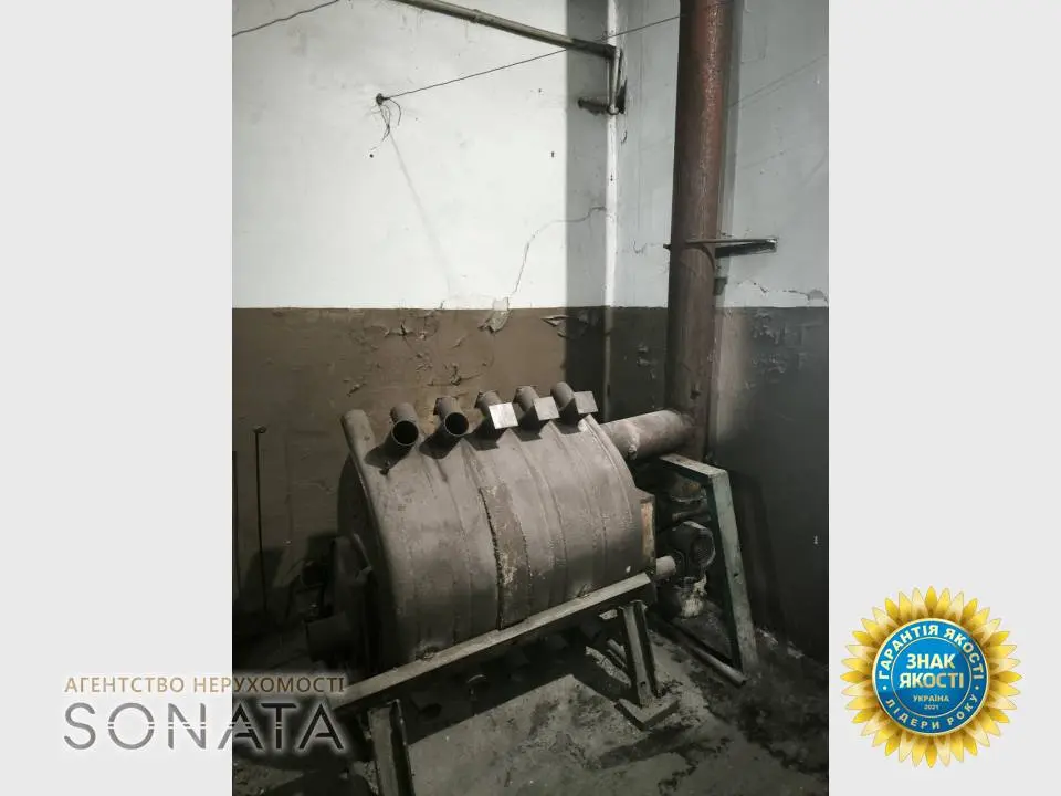 Фото Selling a warehouse, 600 sq.m., Nezalezhnosti street  Belozore, price: 90000 $, code 3773