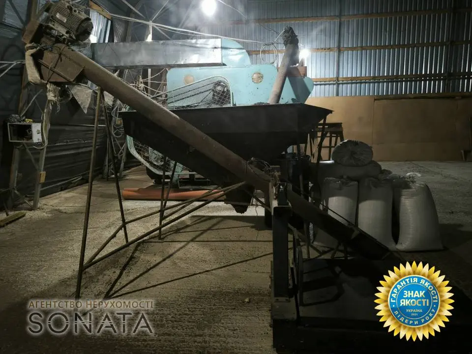 Фото Selling a warehouse, 600 sq.m., Nezalezhnosti street  Belozore, price: 90000 $, code 3773