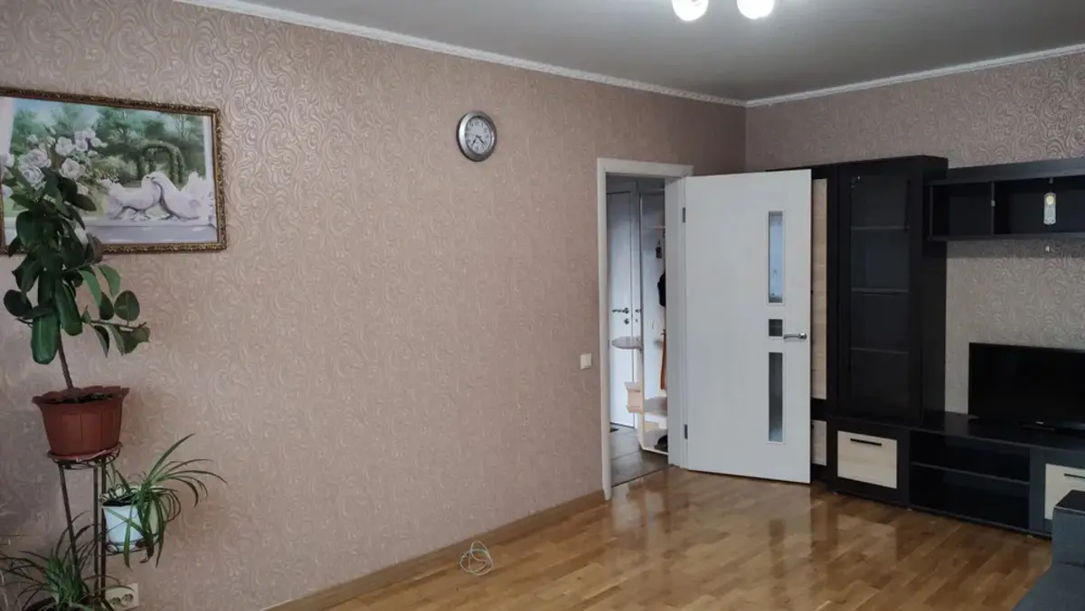 Фото Снять 1-комнатную квартиру, Чернобыльская ул.  Киев в долгосрочную аренду, цена: 16000 грн, код 3779