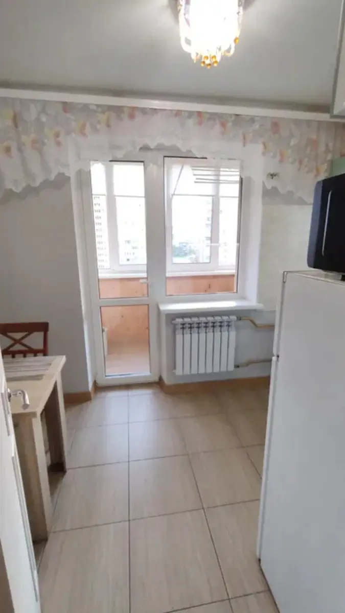 Фото Снять 1-комнатную квартиру, Чернобыльская ул.  Киев в долгосрочную аренду, цена: 16000 грн, код 3779