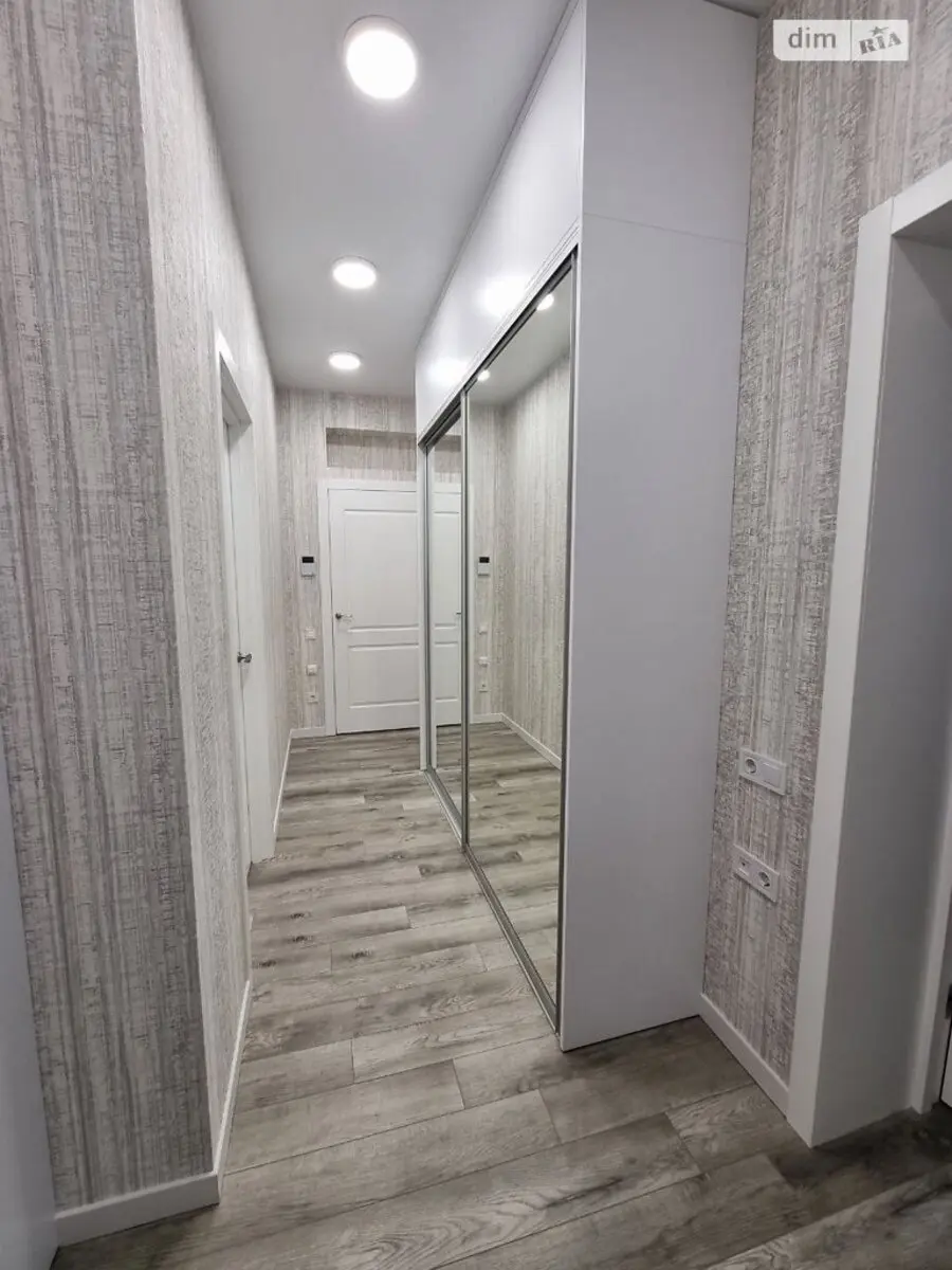 Фото Продаю 2-комнатную квартиру, 52 кв. м, Ереванская ул. 5 Киев, цена: 119000 $, код 3781