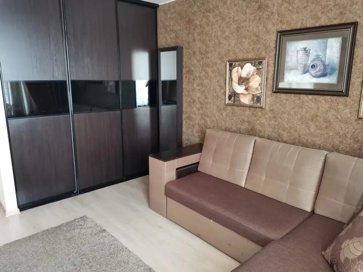 Фото Продаю 1 кімнатну квартиру, 35 кв. м, Богатирська вул. 6а Київ, ціна: 82000 $, код 3793