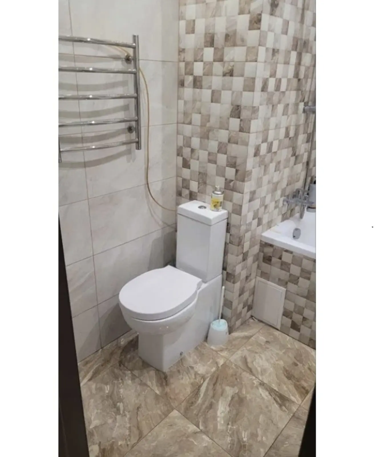 Фото Продаю 1 кімнатну квартиру, 35 кв. м, Богатирська вул. 6а Київ, ціна: 82000 $, код 3793