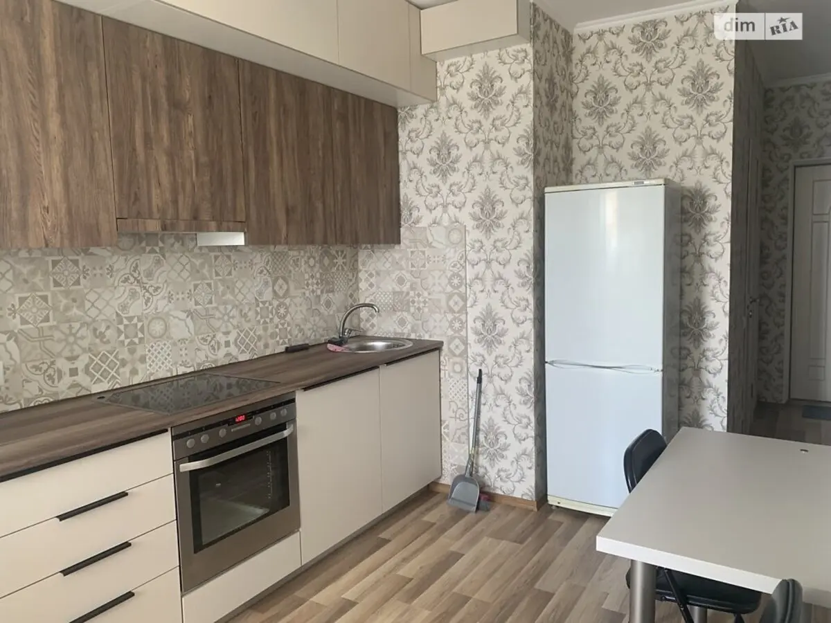 Фото Selling a 1-room apartment, 33 sq.m., Baltiiskyi lane  Kyiv, price: 60000 $, code 3796