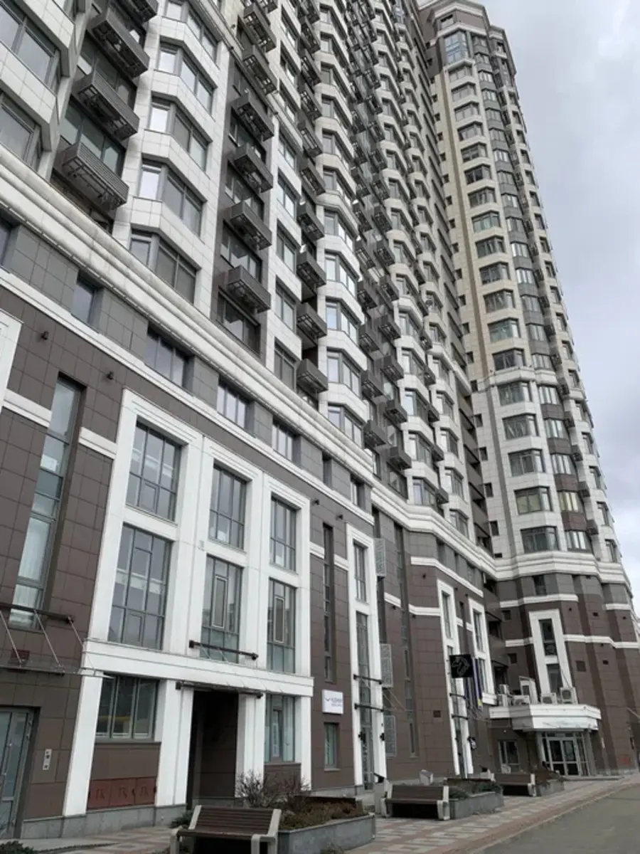 Фото Selling a 1-room apartment, 75 sq.m., Yevhena Konovaltsia Street (Schorsa Street) 34А Kyiv, price: 238000 $, code 3799