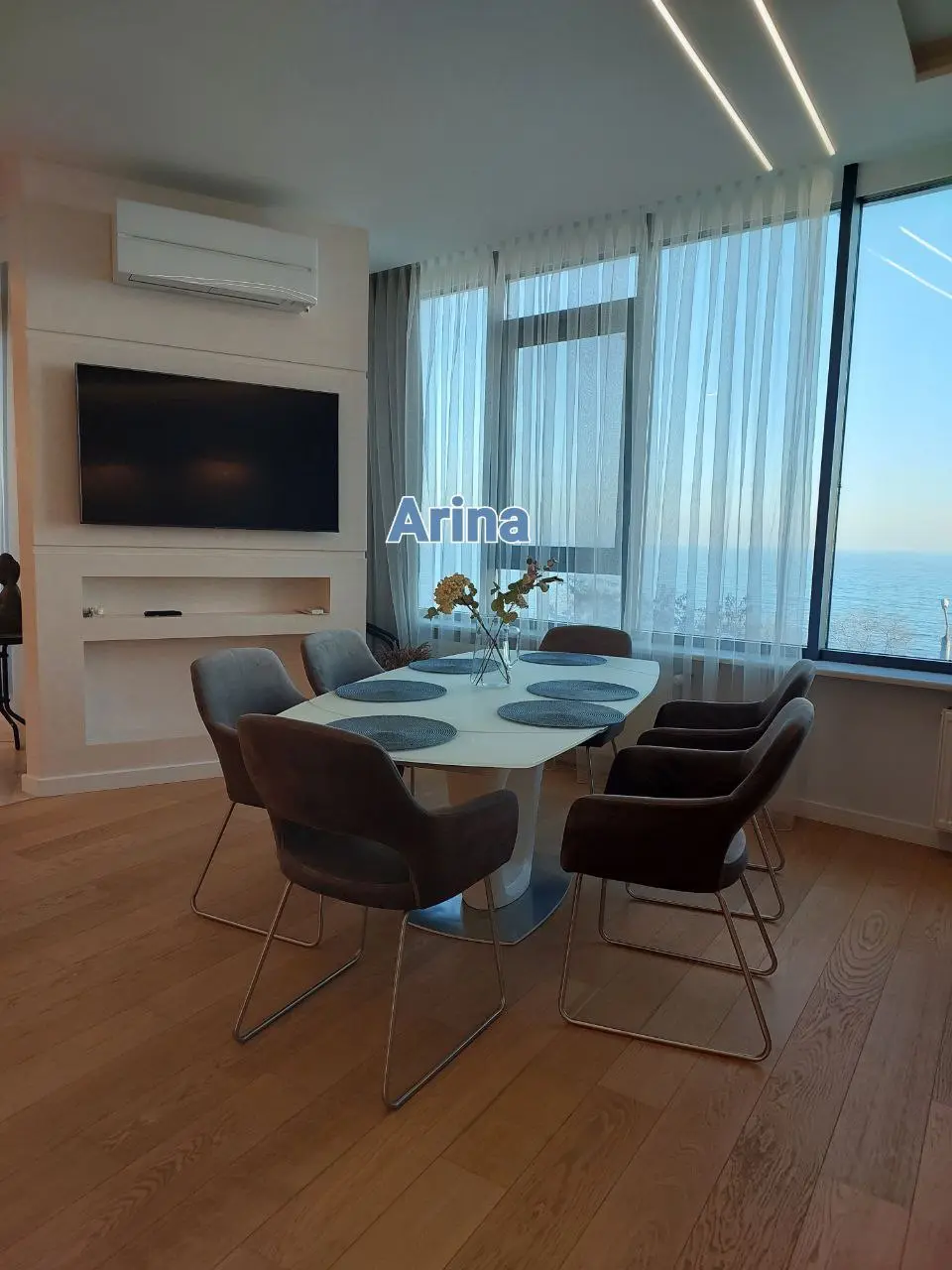 Фото Продаю 3-комнатную квартиру, 150 кв. м, Фонтанская дорога 77 Одесса, цена: 320000 $, код 3819