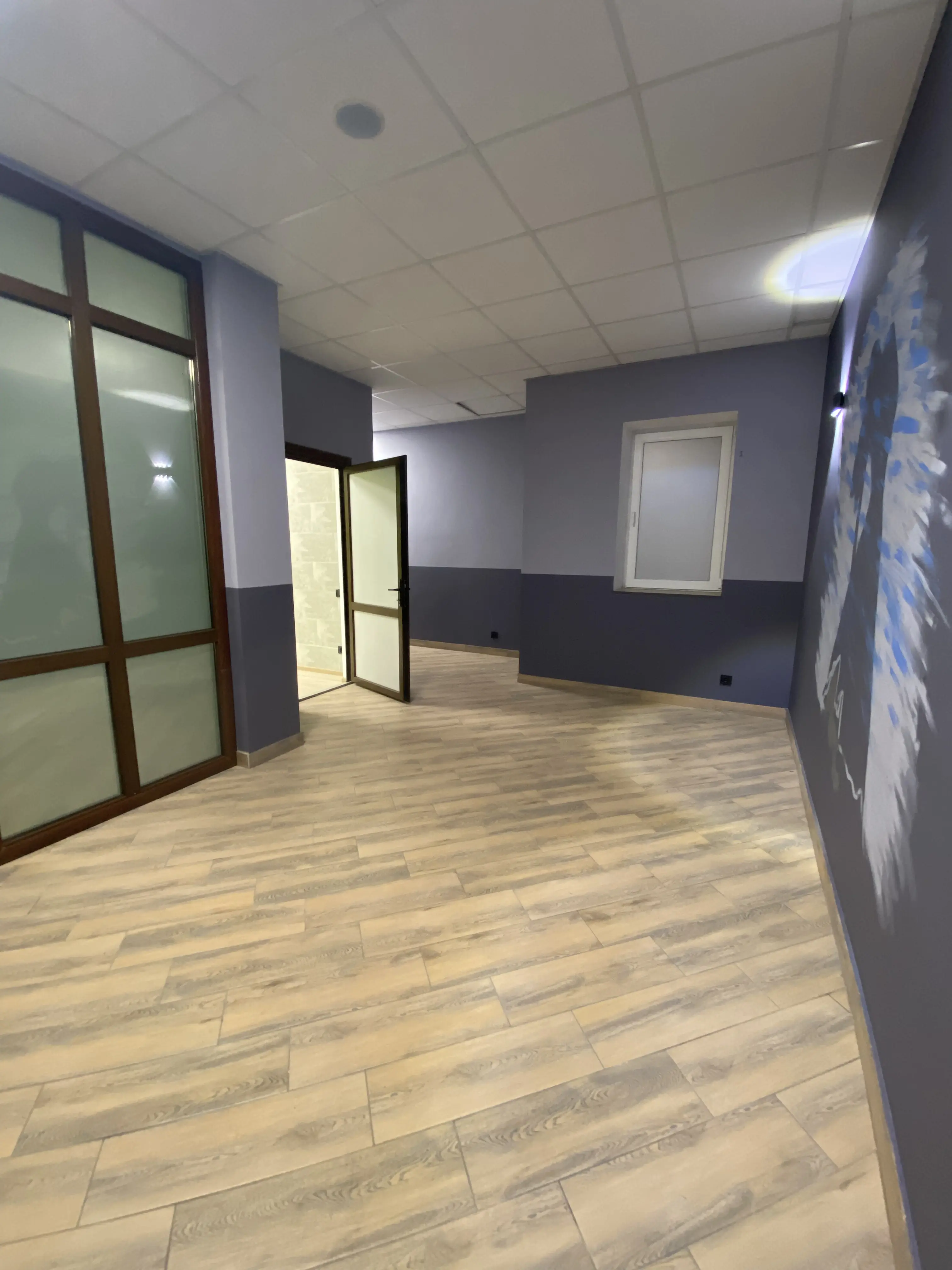 Фото Продаю комерційну нерухомість, 360 кв. м, Гната Хоткевича вул. (Червоногвардійська) 12 Київ, ціна: 220000 $, код 3824