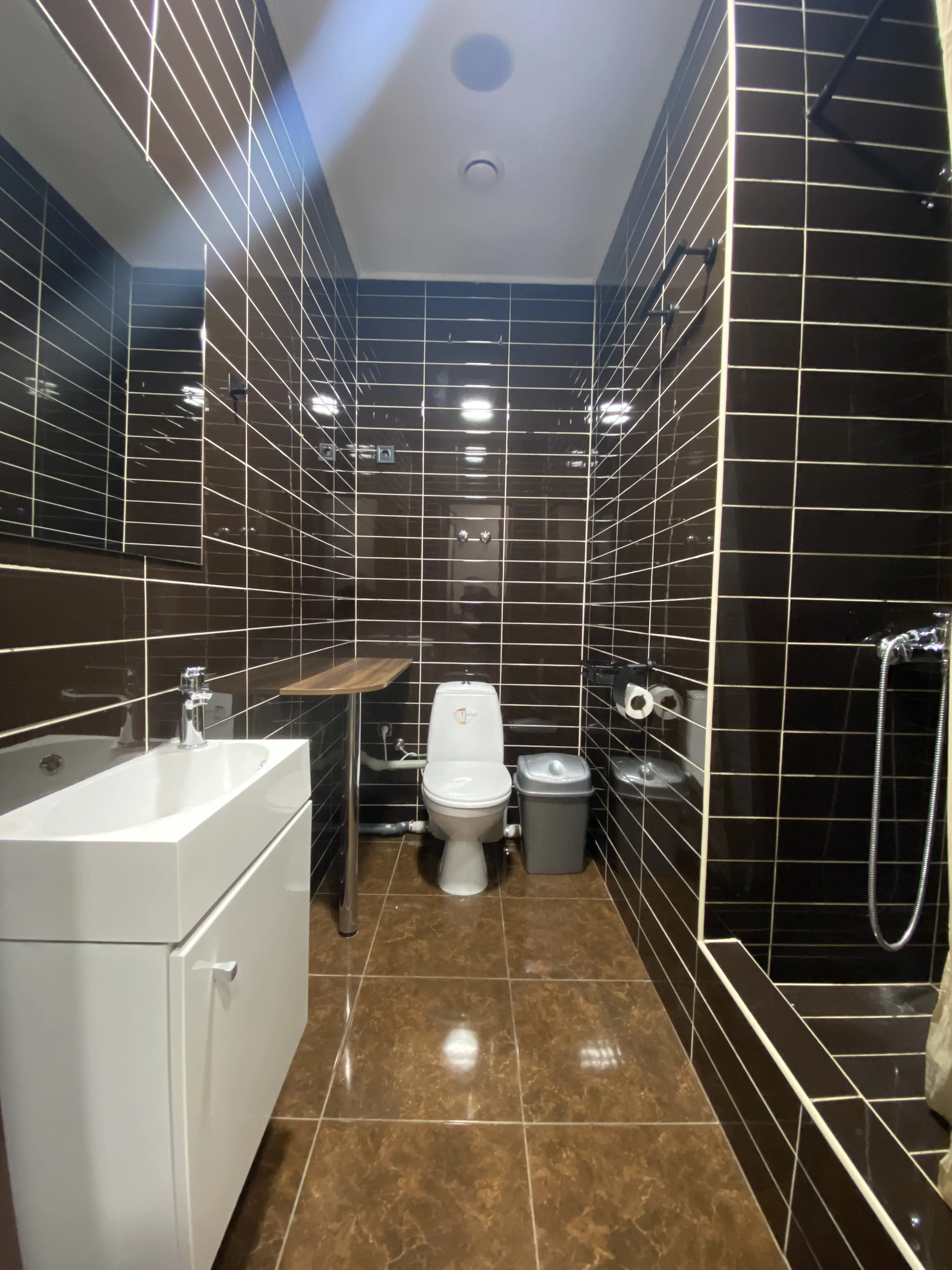 Фото Оренда торгівельної площі, Гната Хоткевича вул. (Червоногвардійська) 12 Київ в довгострокову оренду, ціна: 60000 UAH, код 3825