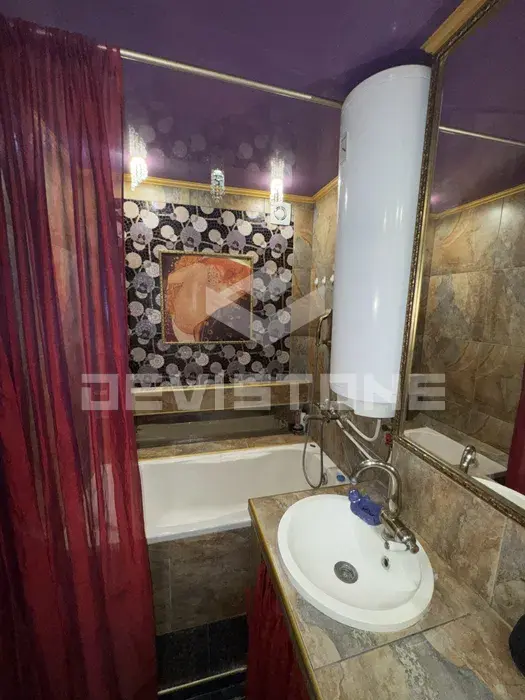 Фото Зняти 2 кімнатну квартиру, Прирічна вул.  Київ в довгострокову оренду, ціна: 21000 UAH, код 3826