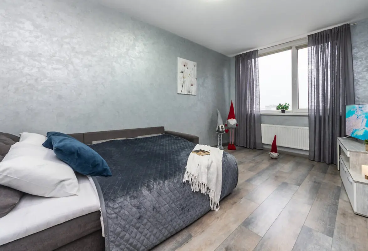 Фото Продаю 1 кімнатну квартиру, 39 кв. м, Правди просп.  Київ, ціна: 92500 $, код 3832