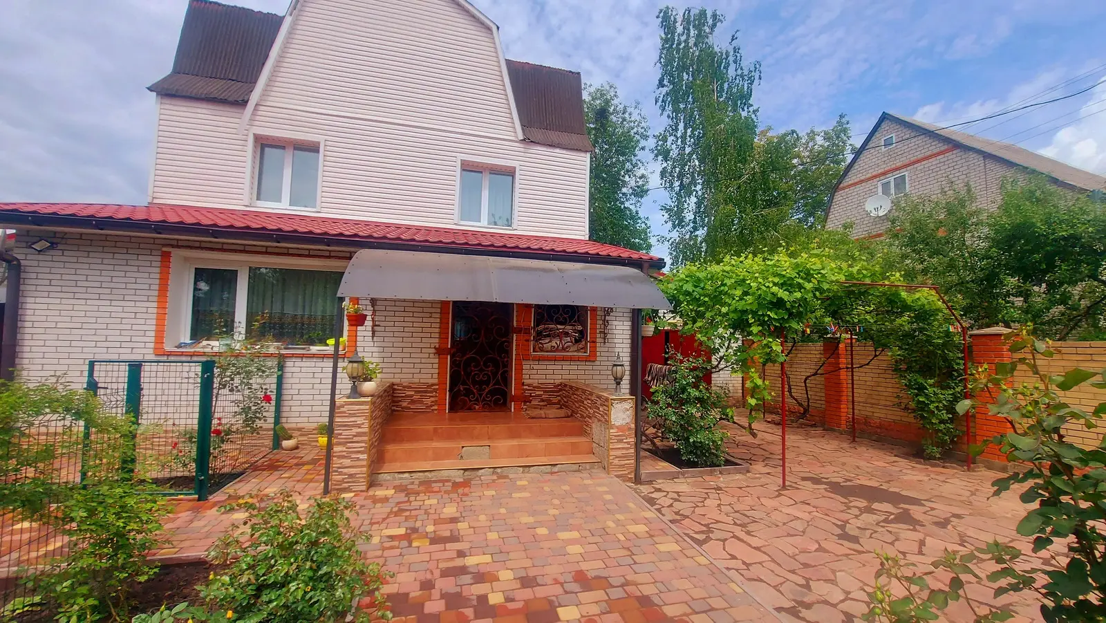 Фото Продаю будинок, 150 кв. м, Садова вул.  Фастів, ціна: 84000 $, код 3837