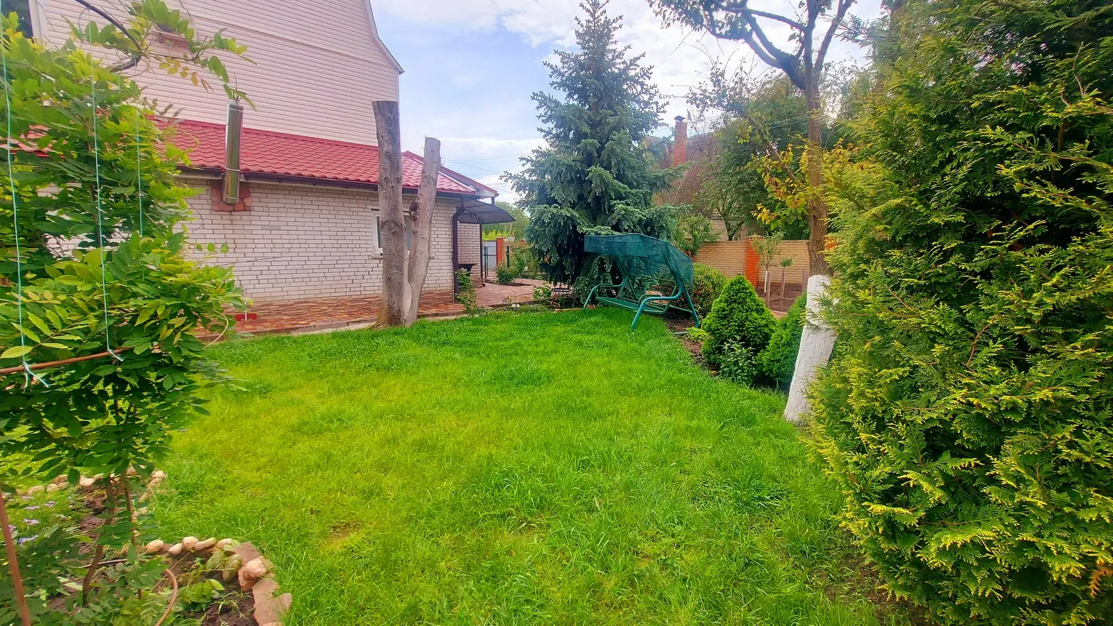 Фото Продаю будинок, 150 кв. м, Садова вул.  Фастів, ціна: 84000 $, код 3837