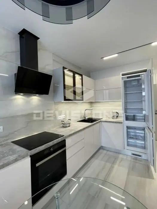 Фото Зняти 1 кімнатну квартиру, Степана Бандери просп. 32 Київ в довгострокову оренду, ціна: 23500 UAH, код 3847