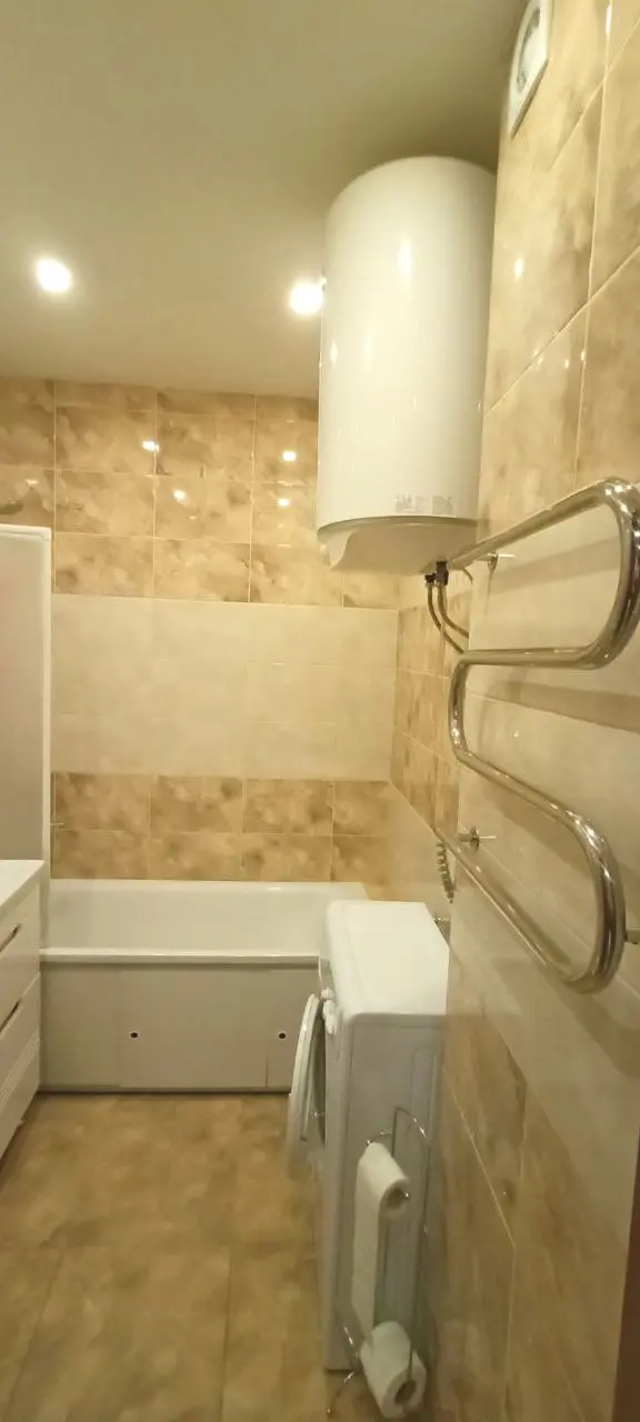 Фото Зняти 1 кімнатну квартиру, Метрологічна вул. 9в Київ в довгострокову оренду, ціна: 19500 UAH, код 3848