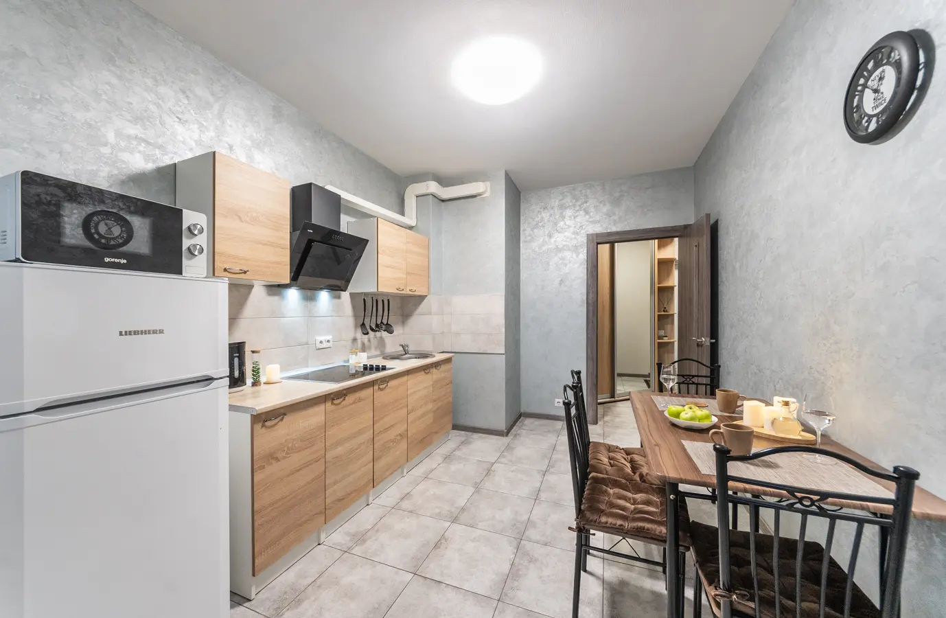 Фото Selling a 1-room apartment, 39.8 sq.m., Pravdy Avenue 41Д Kyiv, price: 91500 $, code 3852