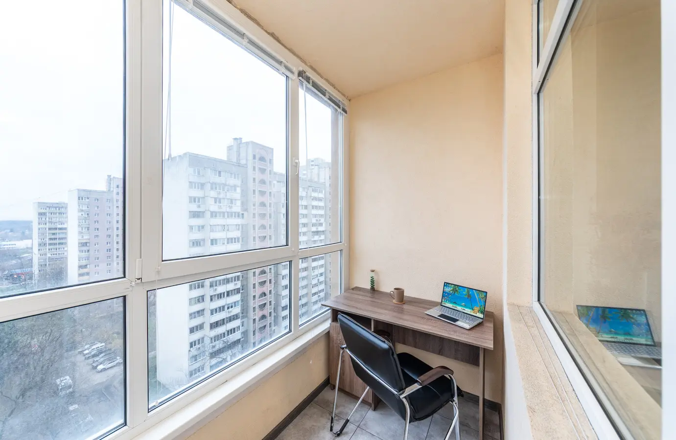 Фото Selling a 1-room apartment, 39.8 sq.m., Pravdy Avenue 41Д Kyiv, price: 91500 $, code 3852