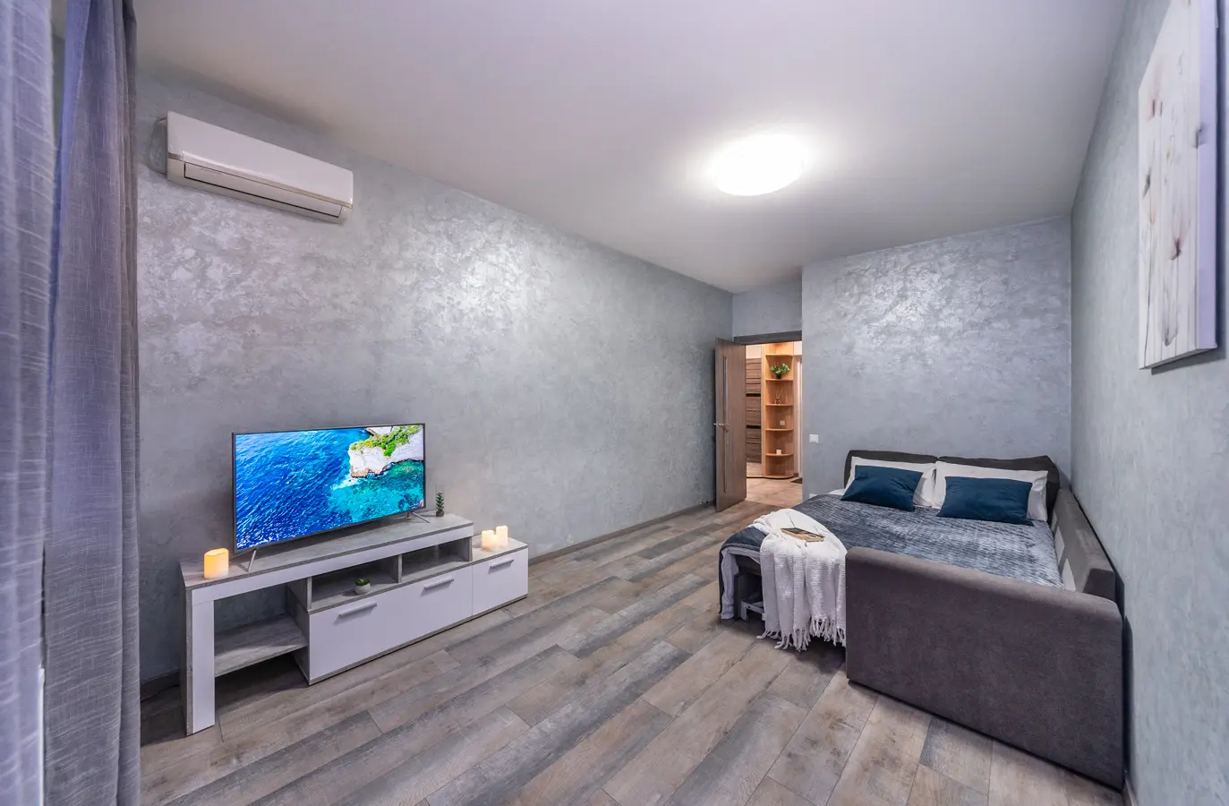 Фото Selling a 1-room apartment, 39.8 sq.m., Pravdy Avenue 41Д Kyiv, price: 91500 $, code 3852