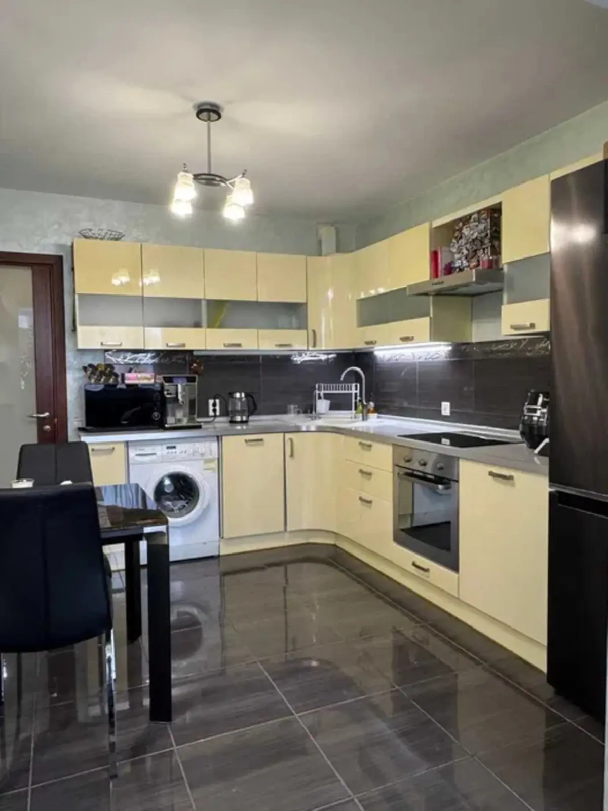 Фото Selling a 3-room apartment, 90 sq.m., Ivana Puliuia Street 2 Kyiv, price: 140000 $, code 3854