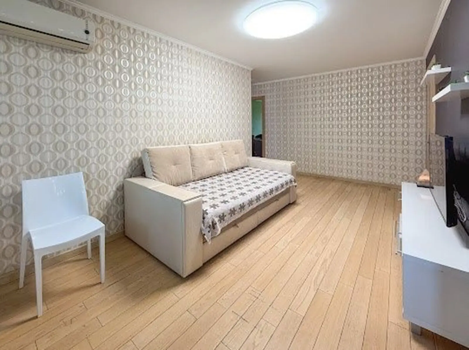 Фото Продаю 3-комнатную квартиру, 57 кв. м, Тульчинская ул. 7 Киев, цена: 75000 $, код 3855