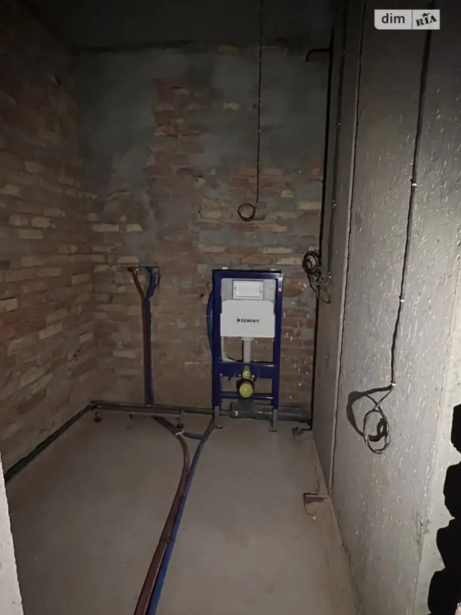 Фото Продаю 3 кімнатну квартиру, 96 кв. м, Юрія Кондратюка вул. 1 Київ, ціна: 91000 $, код 3857