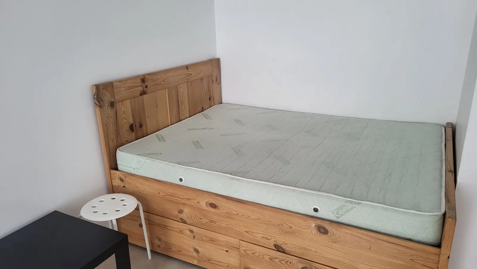 Фото Rent a 2-room apartment, Revutskoho Street 40В Kyiv for long-term rent, price: 14000 UAH, code 3858