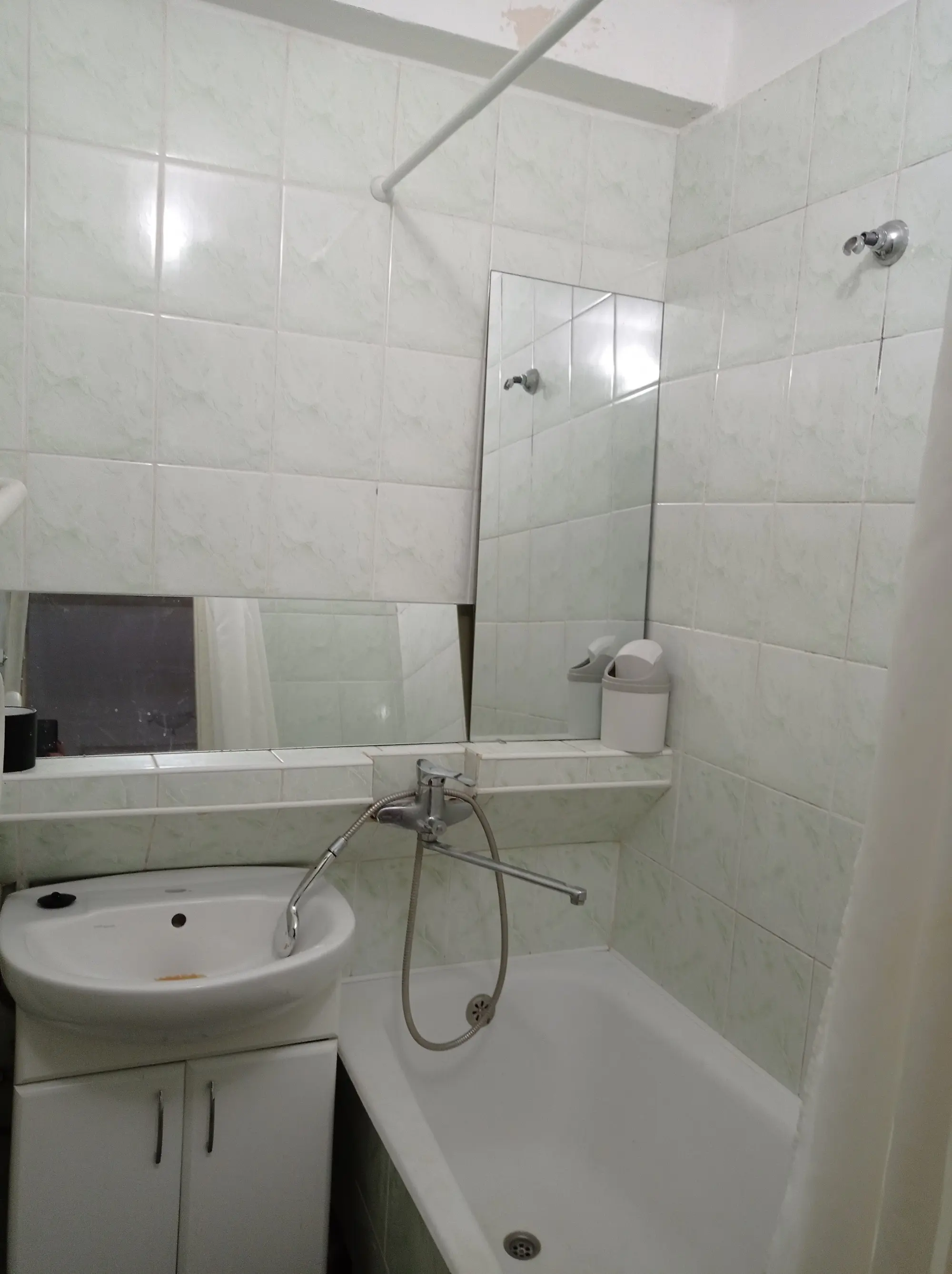 Фото Зняти 2 кімнатну квартиру, Ентузіастів вул. 43 Київ в довгострокову оренду, ціна: 10000 UAH, код 3859