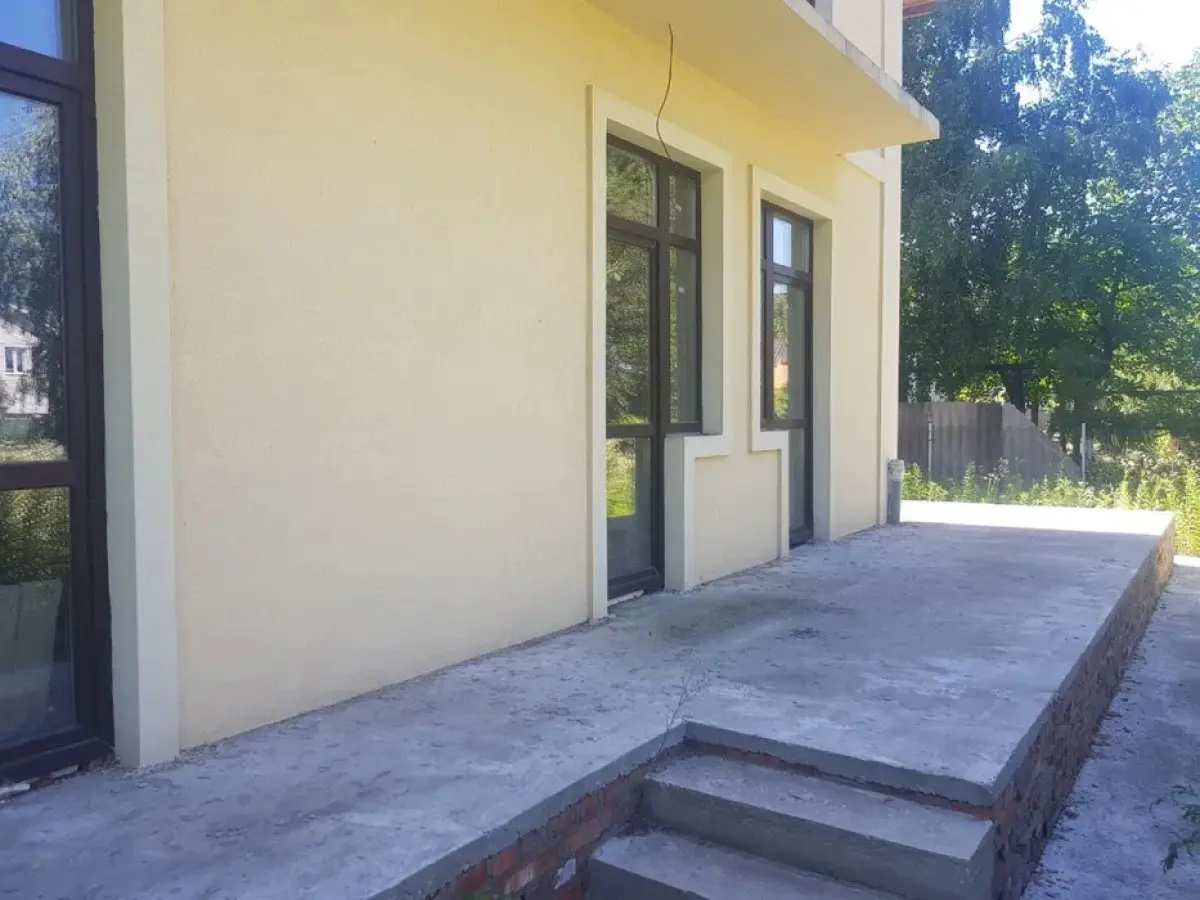 Фото Продаю будинок, 200 кв. м, Центральна вул.  Київ, ціна: 110000 $, код 3869