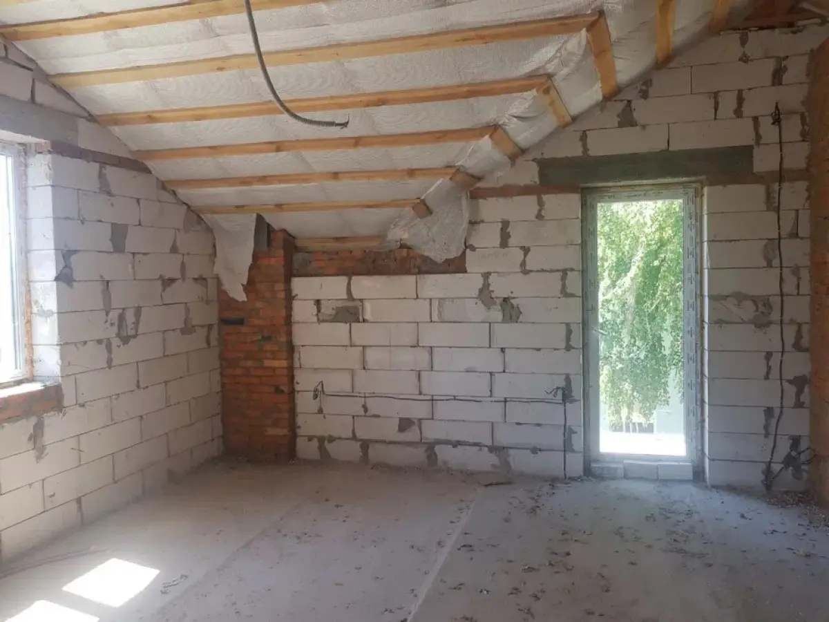 Фото Продаю будинок, 200 кв. м, Центральна вул.  Київ, ціна: 110000 $, код 3869