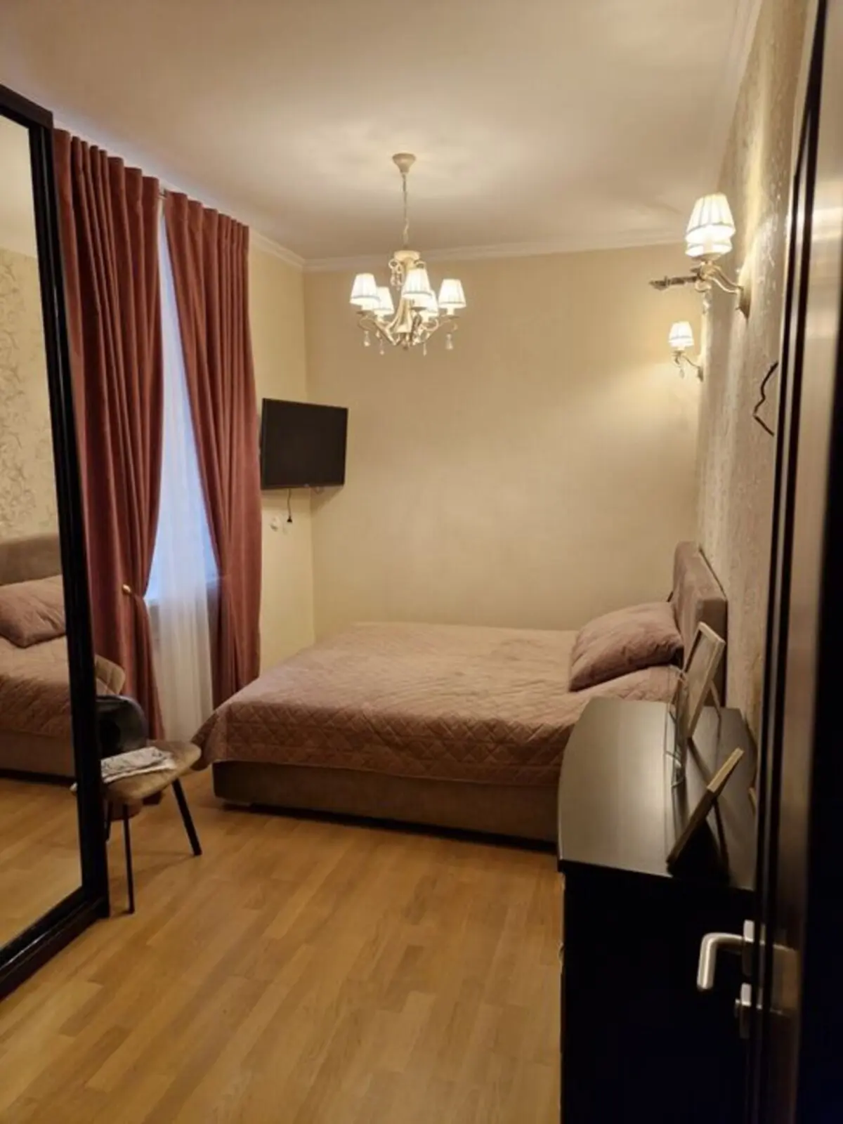 Фото Продаю 2 кімнатну квартиру, 78 кв. м, Метробудівська вул. 13/10 Київ, ціна: 110000 $, код 3875