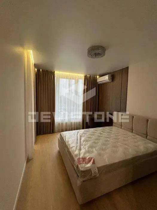 Фото Зняти 1 кімнатну квартиру, Віктора Некрасова вул. (Північно-Сирецька)  Київ в довгострокову оренду, ціна: 26500 UAH, код 3882