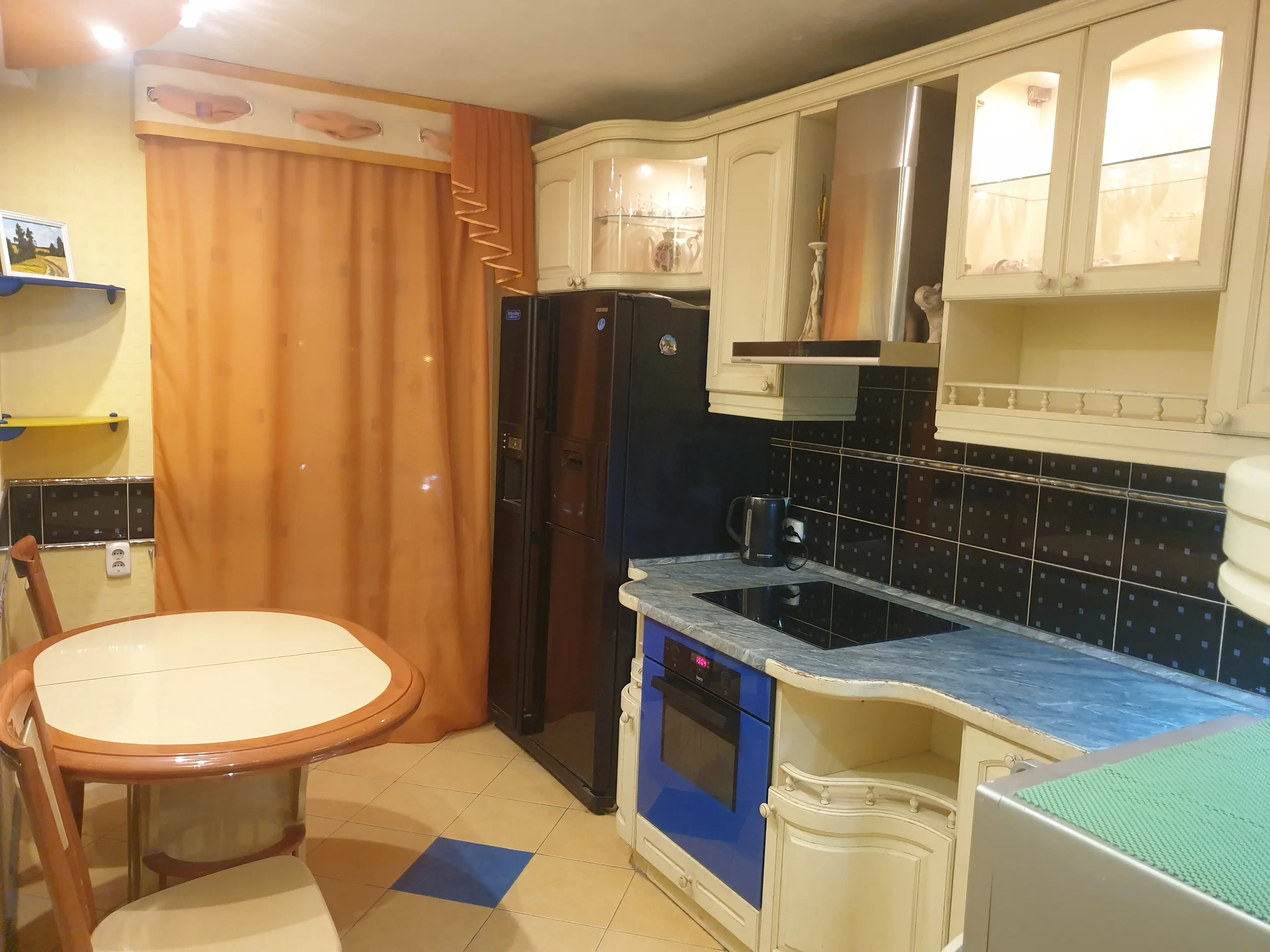 Фото Rent a 3-room apartment, Dniprovska Embarkment 7 Kyiv for long-term rent, price: 24000 UAH, code 3884