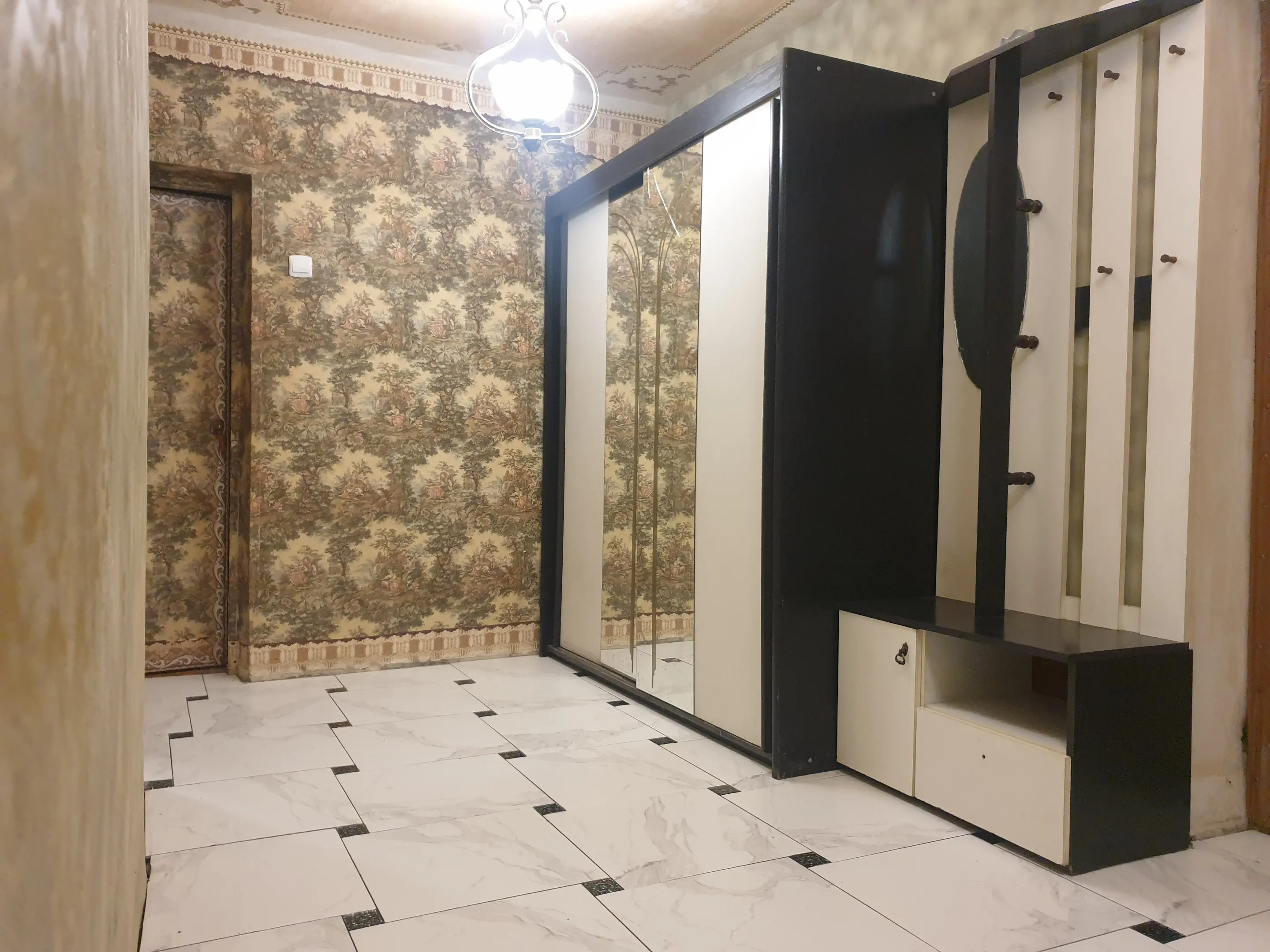 Фото Rent a 3-room apartment, Dniprovska Embarkment 7 Kyiv for long-term rent, price: 24000 UAH, code 3884