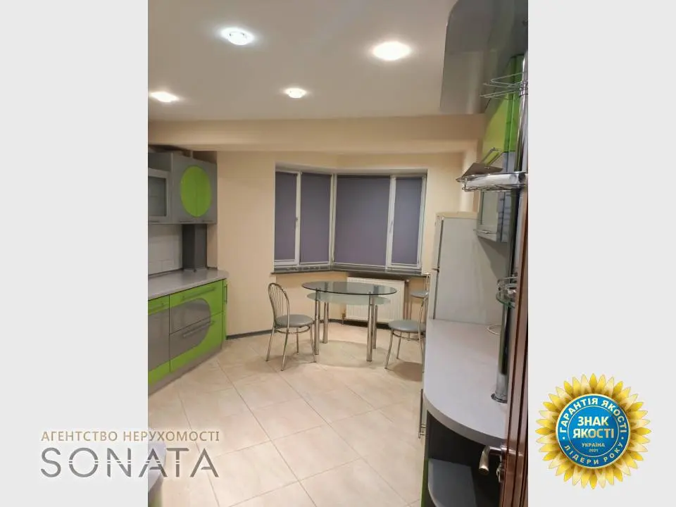 Фото Rent a 4-room apartment, Hoholia Street  Cherkasy for long-term rent, price: 20000 грн, code 3894