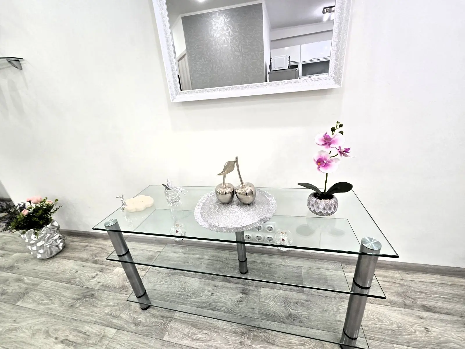 Фото Продаю 1 кімнатну квартиру, 30 кв. м, Набережно-Хрещатицька вул. 35 Київ, ціна: 79900 $, код 3896