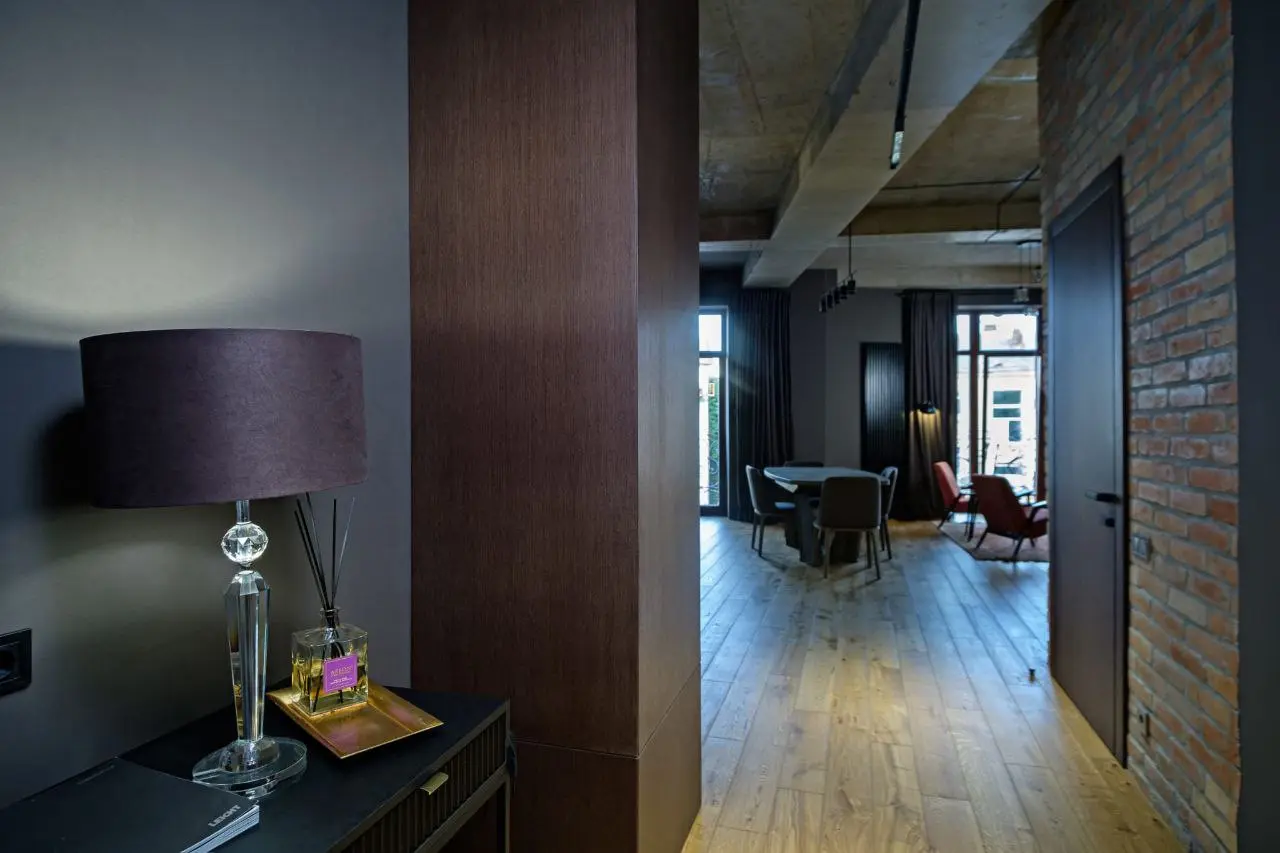 Фото Снять 2-комнатную квартиру, Военный спуск 13 Одесса в долгосрочную аренду, цена: 2700 $, код 3897