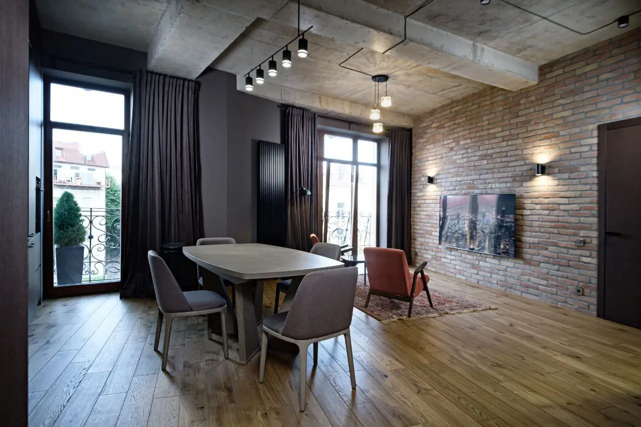 Фото Снять 2-комнатную квартиру, Военный спуск 13 Одесса в долгосрочную аренду, цена: 2700 $, код 3897