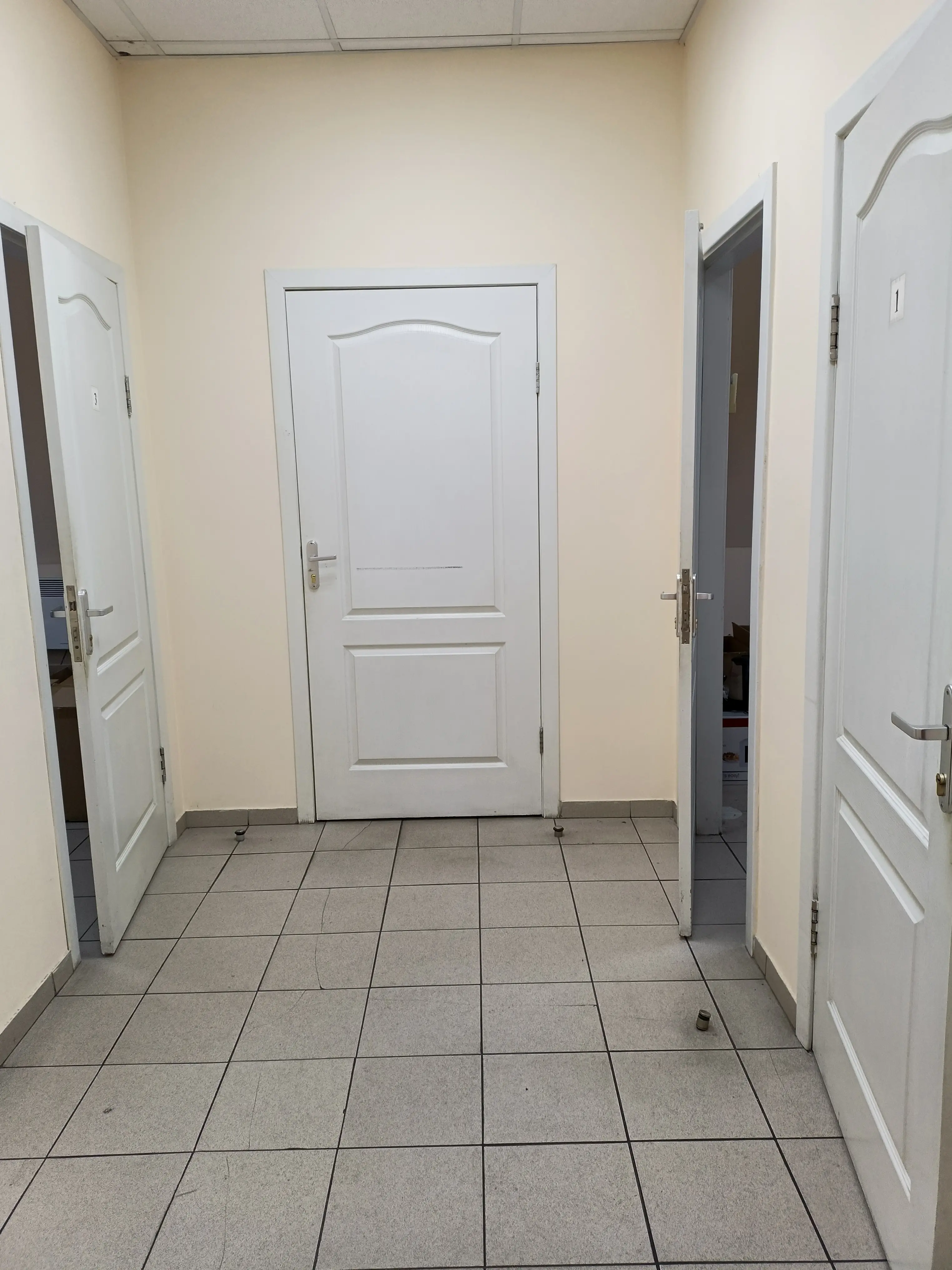 Фото Rent an office, Akademika Tupolieva Street  Kyiv for long-term rent, price: 16200 UAH, code 3898