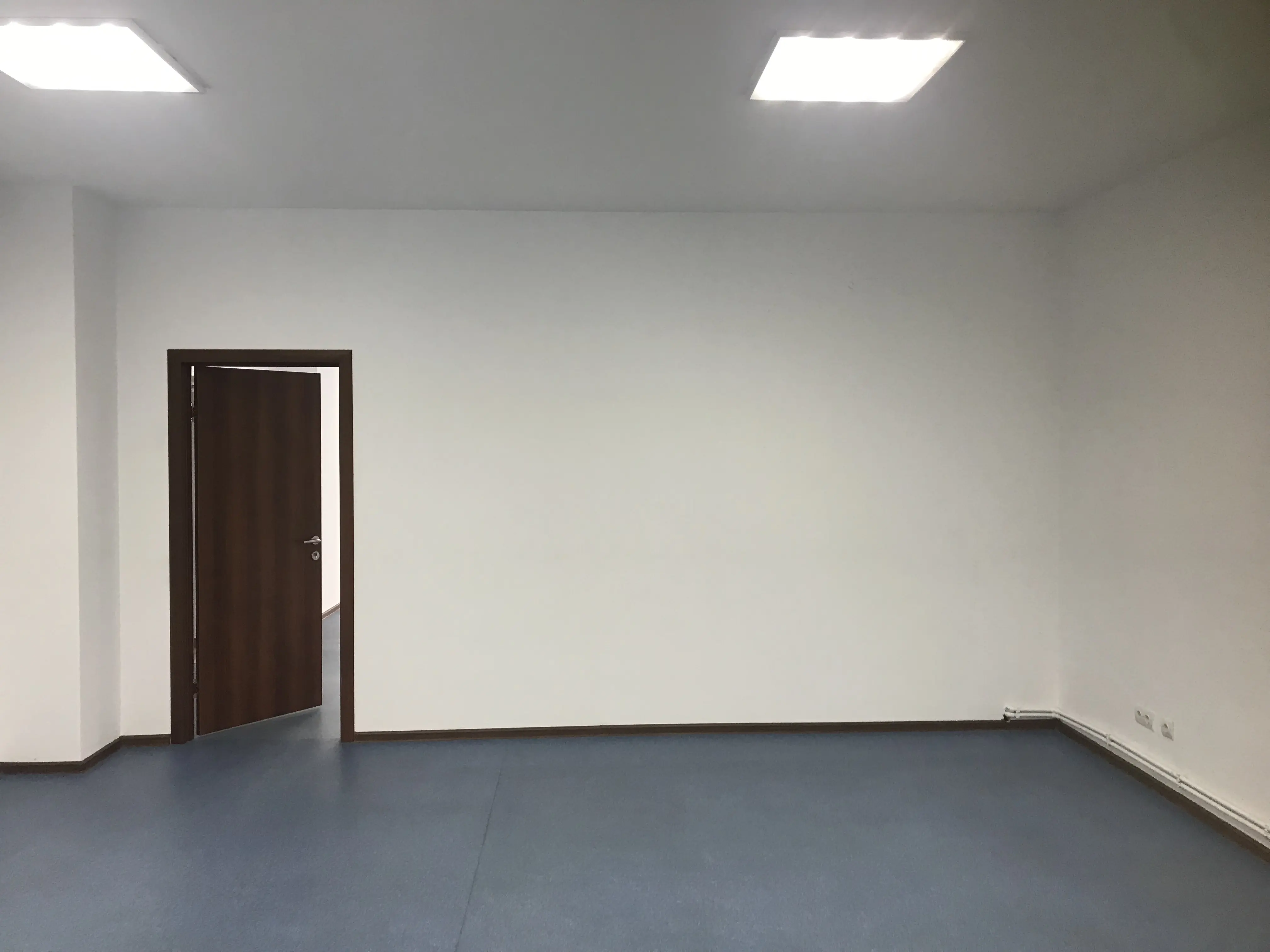 Фото Арендовать офис, Академика Туполева ул.  Киев в долгосрочную аренду, цена: 200 UAH, код 3901