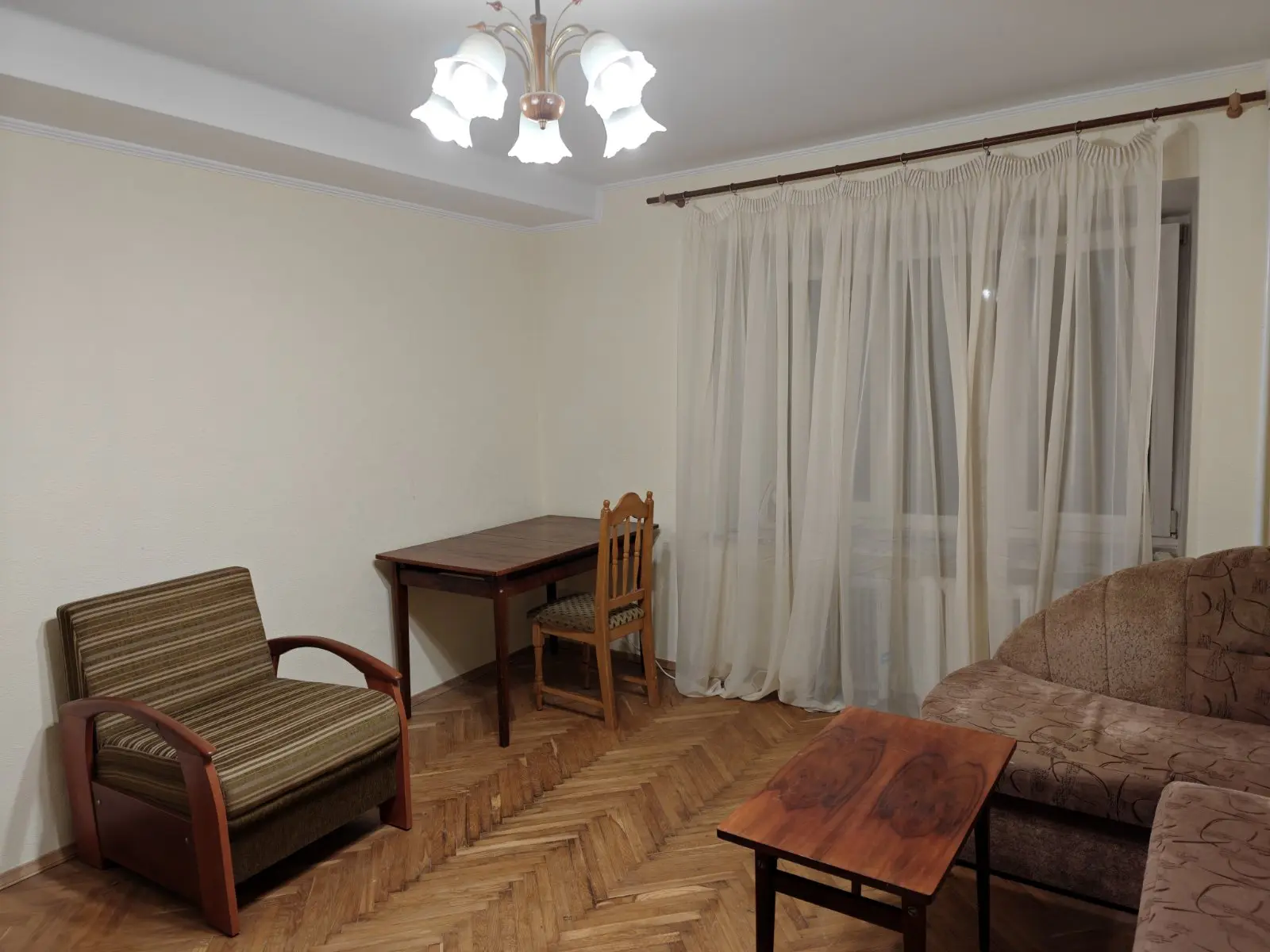 Фото Зняти 2 кімнатну квартиру, Ентузіастів вул. 11 Київ в довгострокову оренду, ціна: 14500 UAH, код 3912