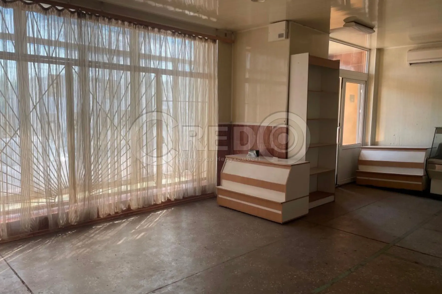 Фото Оренда торгівельної площі, Кобилянського вул.  Кривий Ріг в довгострокову оренду, ціна: 6000 UAH, код 3916