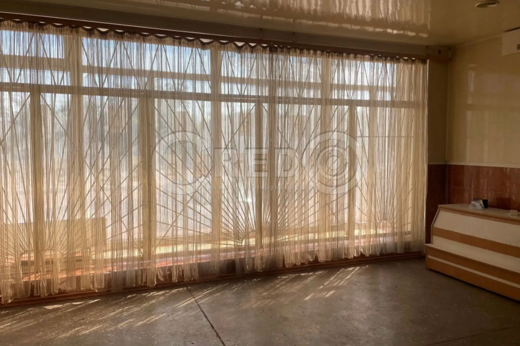 Фото Оренда торгівельної площі, Кобилянського вул.  Кривий Ріг в довгострокову оренду, ціна: 6000 UAH, код 3916