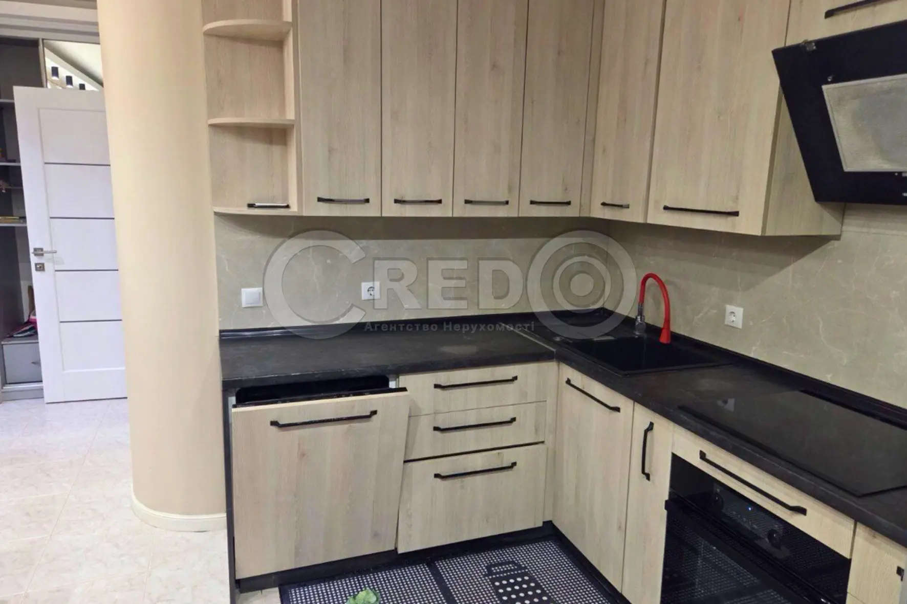 Фото Зняти 2 кімнатну квартиру, Зарічна вул.  Кривий Ріг в довгострокову оренду, ціна: 12000 UAH, код 3920