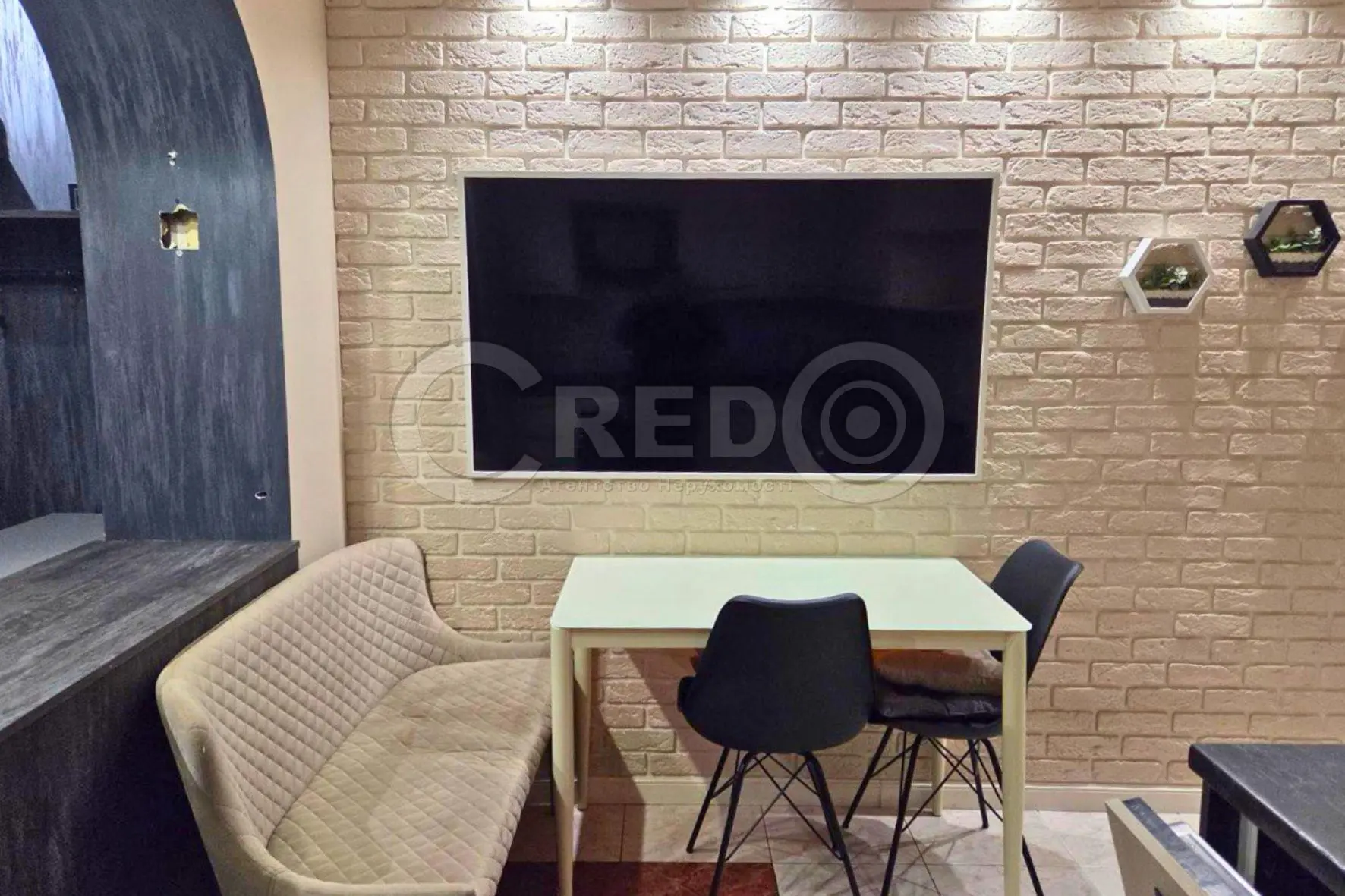 Фото Зняти 2 кімнатну квартиру, Зарічна вул.  Кривий Ріг в довгострокову оренду, ціна: 12000 UAH, код 3920