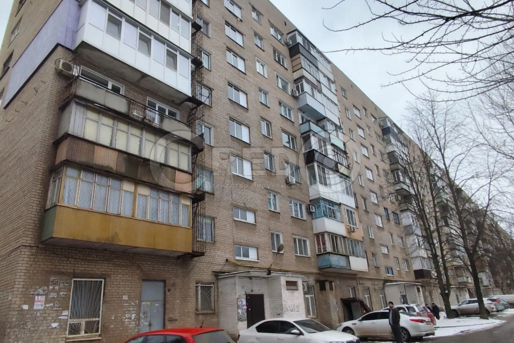 Фото Selling a 2-room apartment, 42.6 sq.m., Haharina Avenue  Kryvyi Rih, price: 11000 $, code 3923