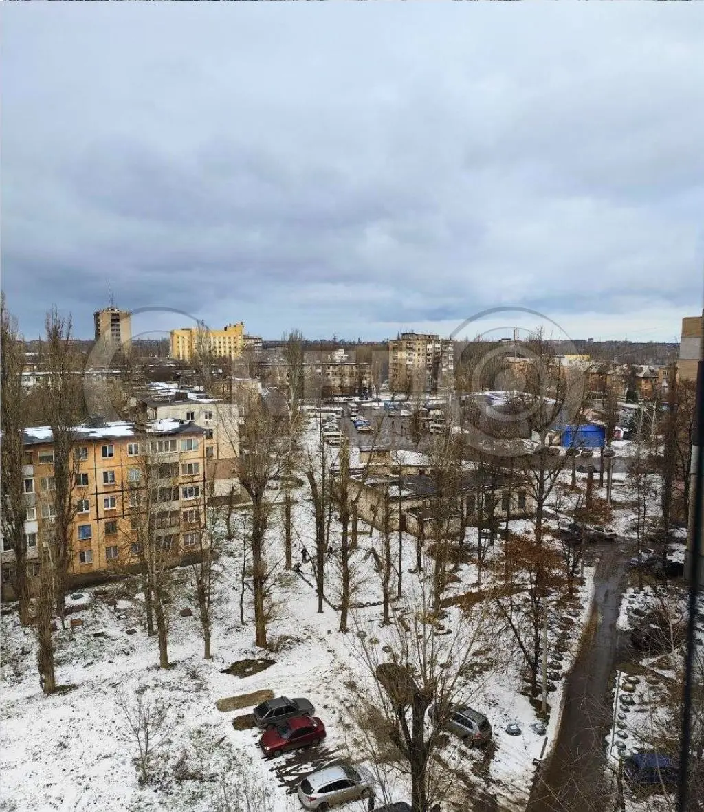 Фото Selling a 2-room apartment, 42.6 sq.m., Haharina Avenue  Kryvyi Rih, price: 11000 $, code 3923