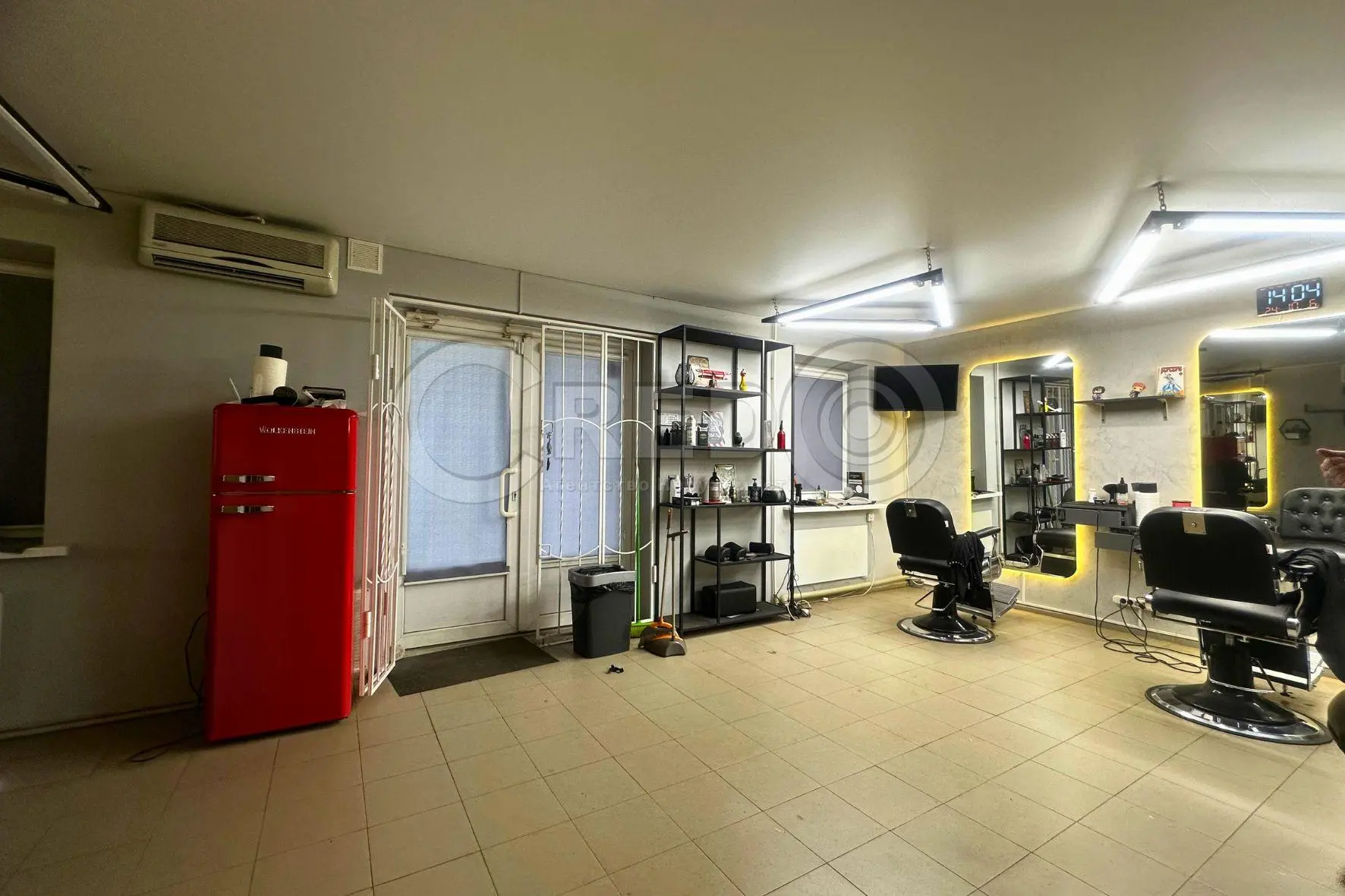 Фото Оренда торгівельної площі, Металургів просп.  Кривий Ріг в довгострокову оренду, ціна: 15000 UAH, код 3924