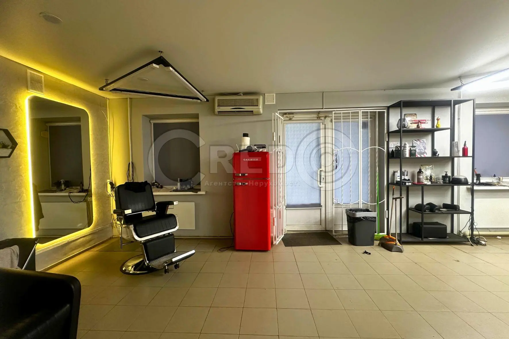 Фото Оренда торгівельної площі, Металургів просп.  Кривий Ріг в довгострокову оренду, ціна: 15000 UAH, код 3924