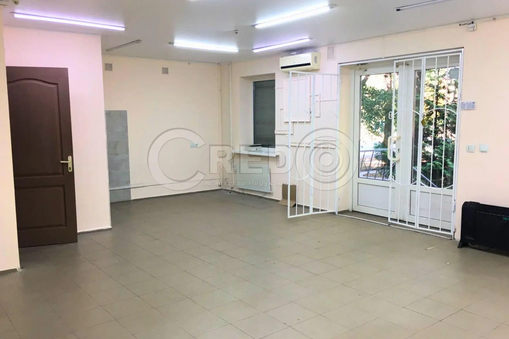 Фото Оренда торгівельної площі, Металургів просп.  Кривий Ріг в довгострокову оренду, ціна: 15000 UAH, код 3924