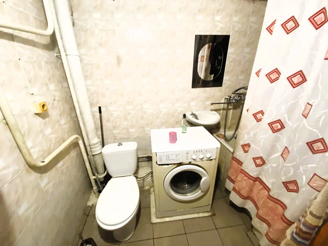 Фото Selling a 1-room apartment, 28 sq.m., Chervonoyi Kalyny avenue (Volodymyra Maiakovskoho Avenue) 12в Kyiv, price: 36000 $, code 3928