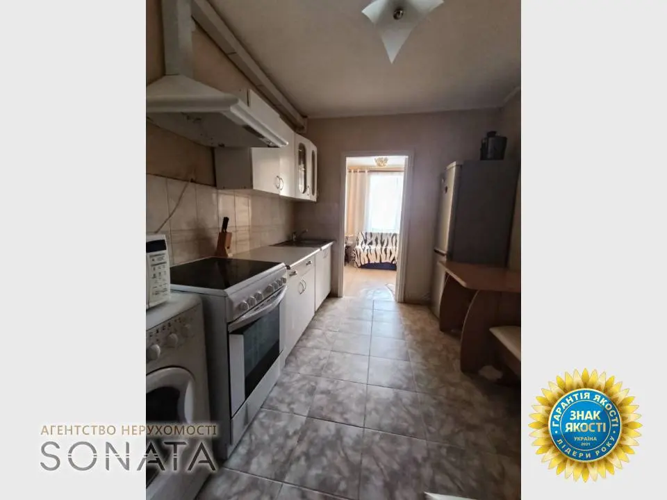 Фото Selling a 1-room apartment, 43.6 sq.m., Sumhaitska Street 19 Cherkasy, price: 37000 $, code 3930
